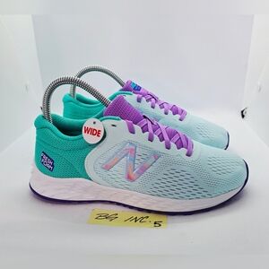 New Balance Fresh Foam Arishi V2 Blue Purple Shoe Kids sz 3.5 WIDE / GPARIT R2